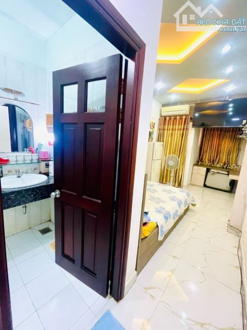 BÁN NHÀ NGAY TRUNG TÂM QUẬN 5 - 38M2 - 5 TẦNG BTCT  - CHỈ NHỈNH 7 TỶ. - 3