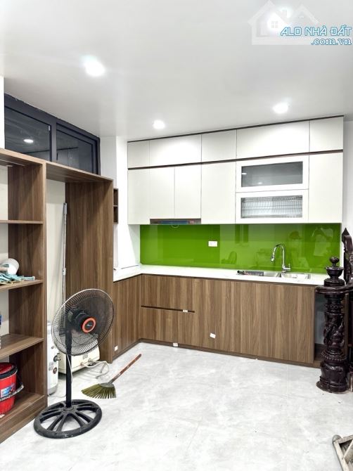 THỊNH HÀO 1- TÔN ĐỨC THẮNG-NHÀ 6TẦNG -DT 28/35M2 - giá chỉ,6.3 TỶ - 3