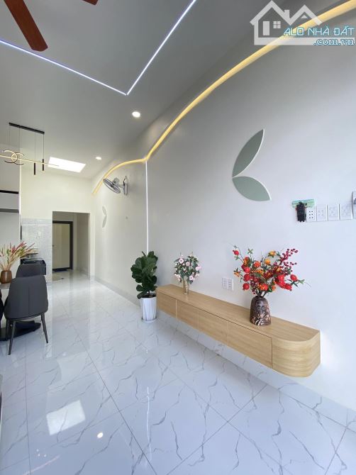 CCG bán gấp nhà cấp 4, SHR, 100,5m2, Xã Tân Thạnh Đông, chỉ 1 tỷ 200. - 3