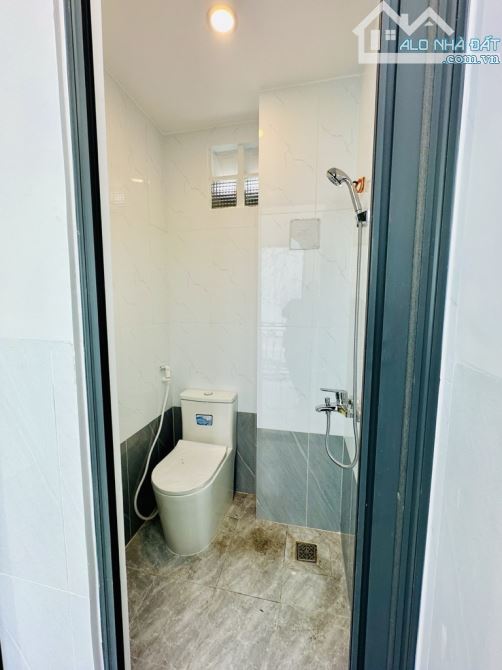 Nhà nhỏ xinh cách 1 căn ra mặt tiền Lò Gốm 3tầng 2pn 1.68tỷ tl - 3