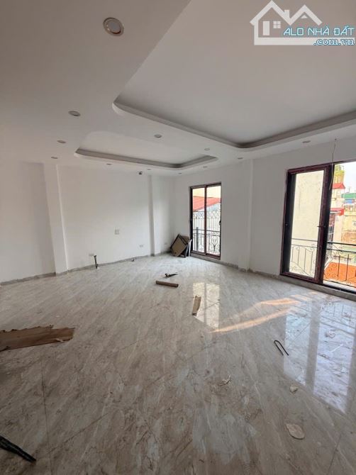 KHÔNG CÓ CĂN THỨ 2. NHÀ ĐẸP TÔN ĐỨC THẮNG, THOÁNG SÁNG, MỚI KÍNH KOONG 6 TẦNG THANG MÁY. - 3