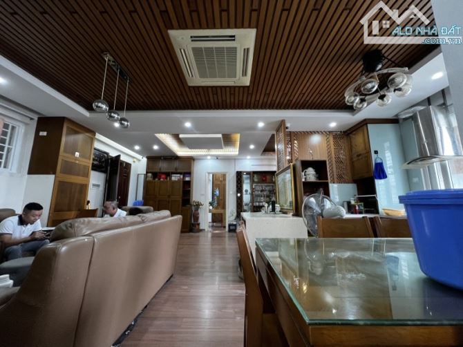 Chung cư Tultraco 335 Cầu Giấy 125m2 8.8tỷ, full nội thất, 3PN - 3