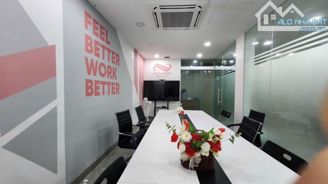 Siêu Víp Ngã Tư/ 79.8 tỷ/ 158 m2/6 Tầng - 3