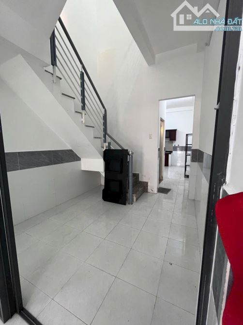 Nhà đẹp hxh Bùi Minh Trực hơn (50m2) 2PN, gần mặt tiền hẻm thông - 3