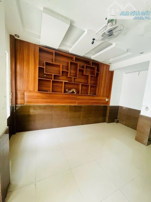 Bán nhà 2 tầng kiệt oto 235 Bà Triệu , phường An Cựu , Tp Huế - 3