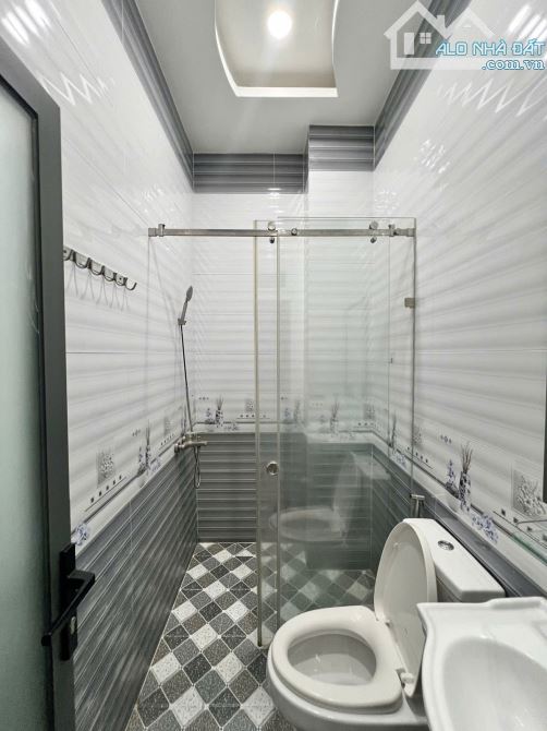 🏘️ NHÀ 1/ NGUYỄN NHỮ LÃM TÂN PHÚ - 3 TẦNG ĐẸP KHU PHÂN LÔ HẺM XE HƠI TRÁNH - 3