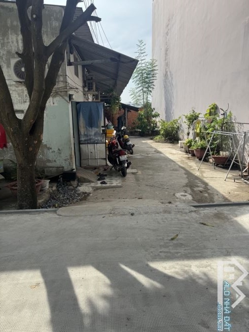 Dãy trọ đường NGUYỄN VĂN QUÁ phường ĐHT Q12 dt 114m2 (5mx21m) Hẻm 5m DÒNG TIỀN 15TR/TH - 3