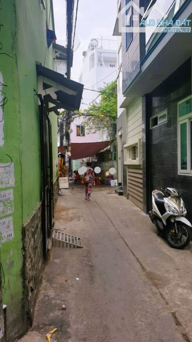 35M2 CMT8 HẺM THÔNG, 3 TẦNG, NỞ HẬU, 4ty5 - 3