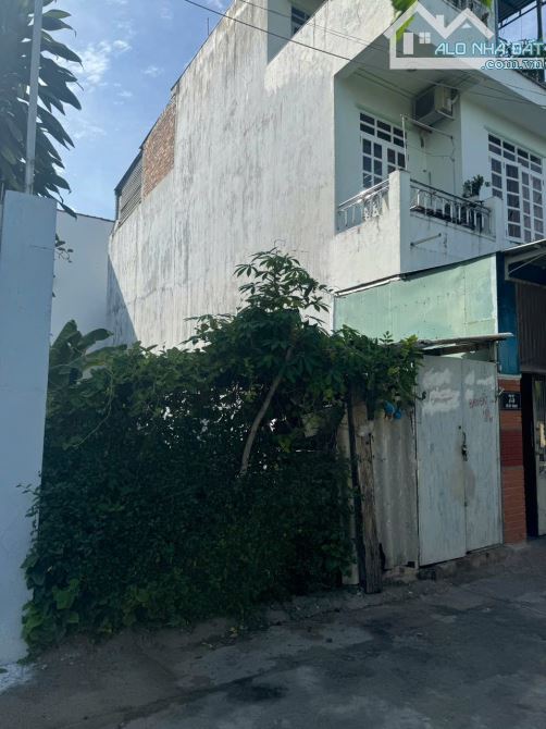 bán đất đường Sử Huy Nhan, ngang 6m. Cách chợ Ba Làng 100m. Cách Hòn Chồng 1km - 3