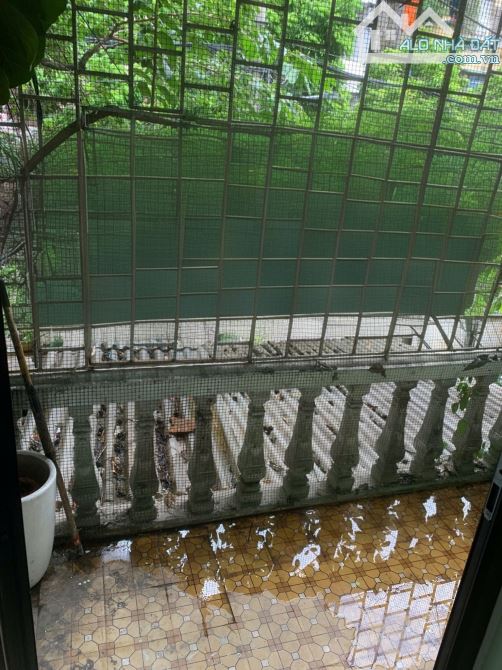Cho thuê căn hộ Tập thể tầng 2 Thái Thịnh, 65m2, 2 ngủ, 7 Triệu - 3