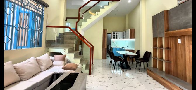 Bán gấp nhà 2 mặt hẻm ô tô Âu Dương Lân, Quận 8, 3PN, nhà mới, giá chỉ 5.x tỷ - 3