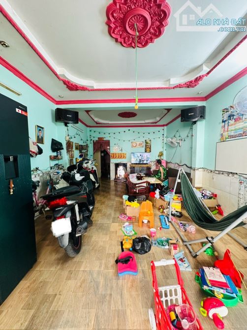 CẦN BÁN GẤP NHÀ 2 TẦNG 💥70m² (4 x 17.5) Hẻm 5M, 3 Phút qua Tân Phú. 10 Phút đi Q.6 4 TỶ - 3