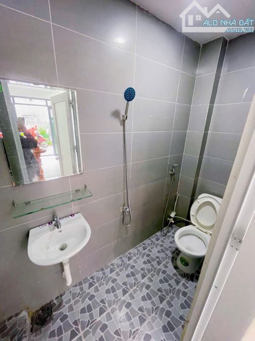 Chủ gửi: Bán nhà Thạnh Lộc 19. Q12_3x8m_ 3 tầng_ giá 1ty390 BL - 3
