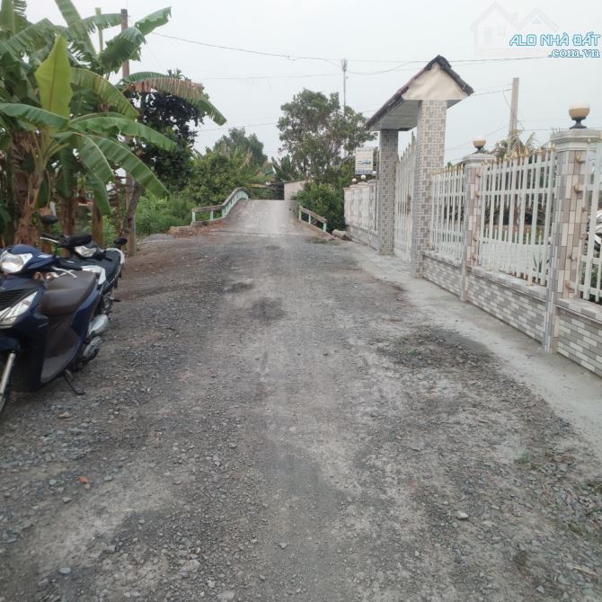 LÔ ĐẤT DT 770M (14X40) CÓ 221M THỔ CƯ ĐƯỜNG BỜ NGHỊCH HUYỆN LỘ 3 CÁCH CHỢ CÁI CỎ 3KM - 3