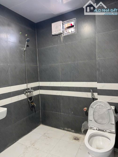 Nhà mới tinh 40m2 – Quỳnh Đô, Thanh Trì – Giao Thông Thuận Tiện Đủ Đường - 3