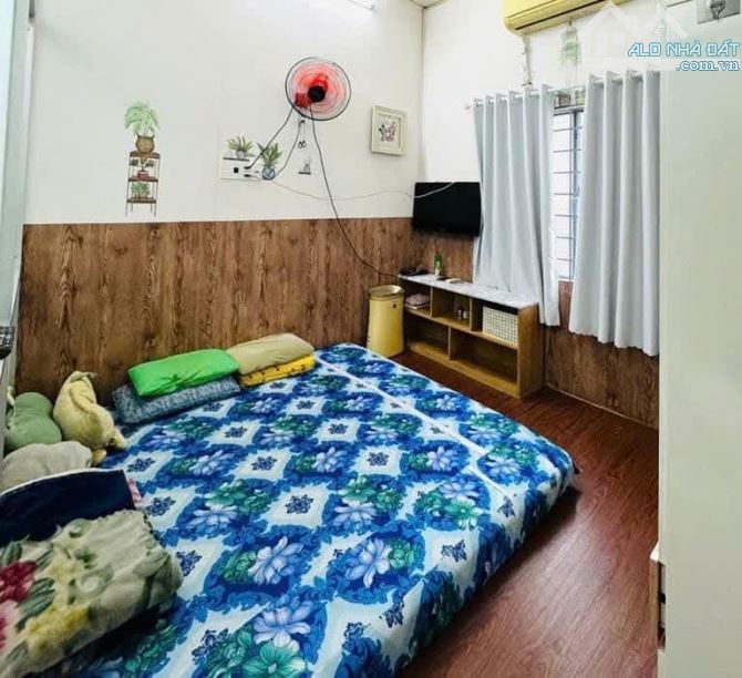 👉Bán nhà ngay Vincom Nam long - p. Tân Thuận - ô tô vào nhà - 78m2 - 6.45 tỷ - 4