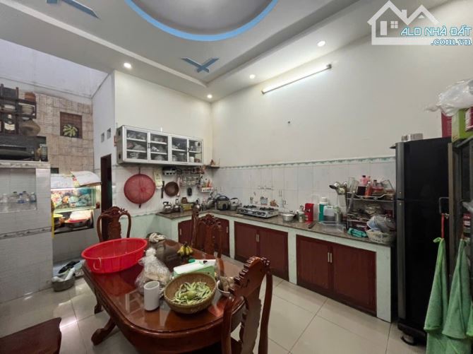 Nhà mặt tiền đường Đông Hưng Thuận phường Tân Hưmg Thuận Quận 12 97m2 nhà 5 tầng bề thế - 4