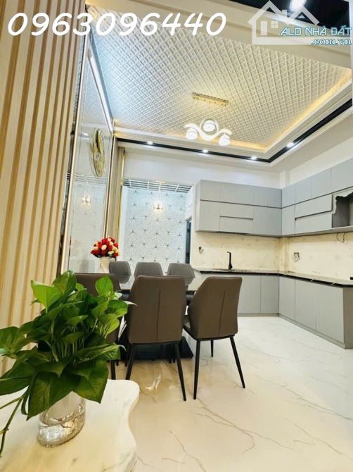 Nhà phố giá rẻ nhất khu Thesun – KDC Sài Gòn Mới, full nội thất cao cấp - 4