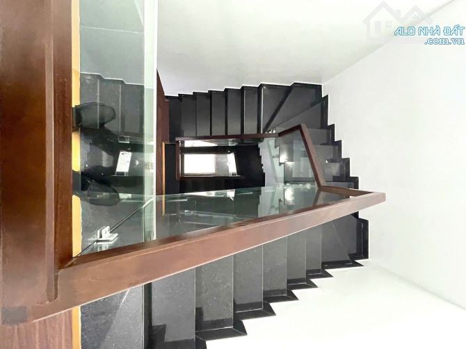 Bán căn nhà 4 tầng lô góc 2 mặt tiền cực đẹp ngõ phố Ngô Quyền, TP Hải Dương. - 4