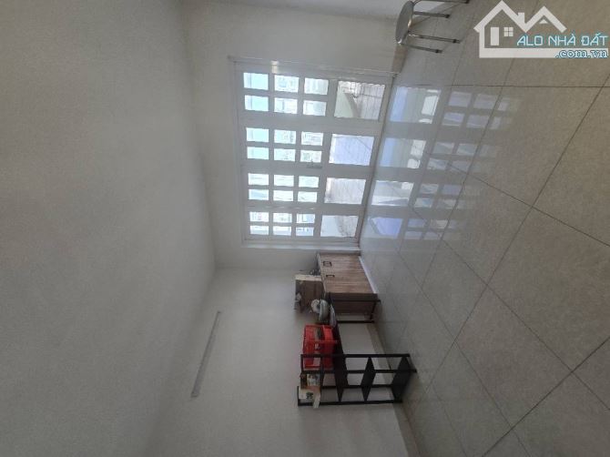 Bán gấp nhà đẹp ở ngay Nguyễn Thị Thâp, xe hơi ngủ nhà 89m2, 5T, SHR, HCĐ, chỉ 11.5 Tỷ. - 4