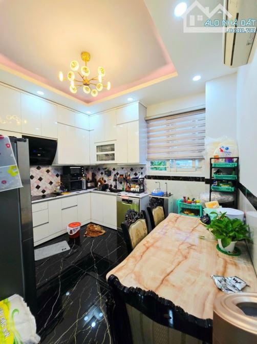 Siêu phẩm – 52.4m² – 4 Tầng– Đường 8M – Long Trường Q9 – 4.x Tỷ - 4