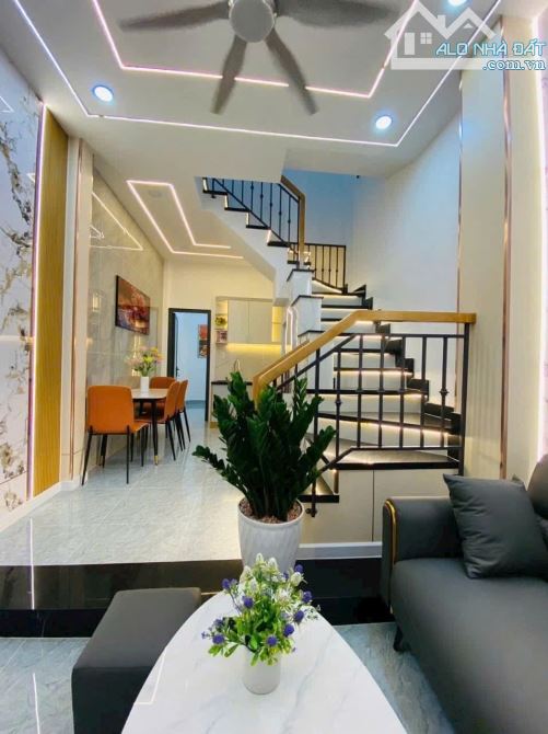 Bán nhà ĐẸP FULL NT Huỳnh Văn Nghệ- DTSàn 77m2(3.3 x 10.5m) 3PN- 4.95T - 4