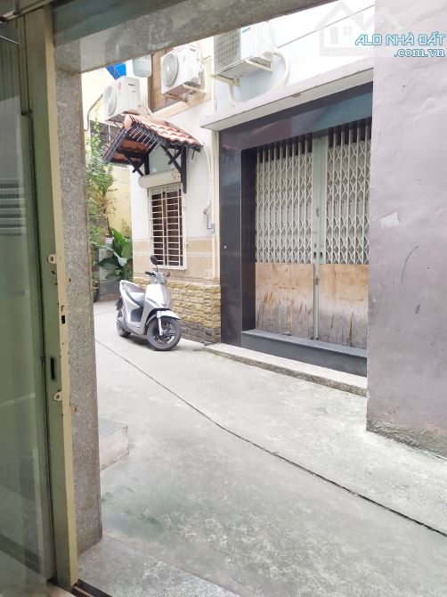 BÁN NHÀ HẺM 1/ NGÔ GIA TỰ, P.4, Q.10, 3x11m, 2 TẦNG, GIÁ 4.7 TỶ TL - 4