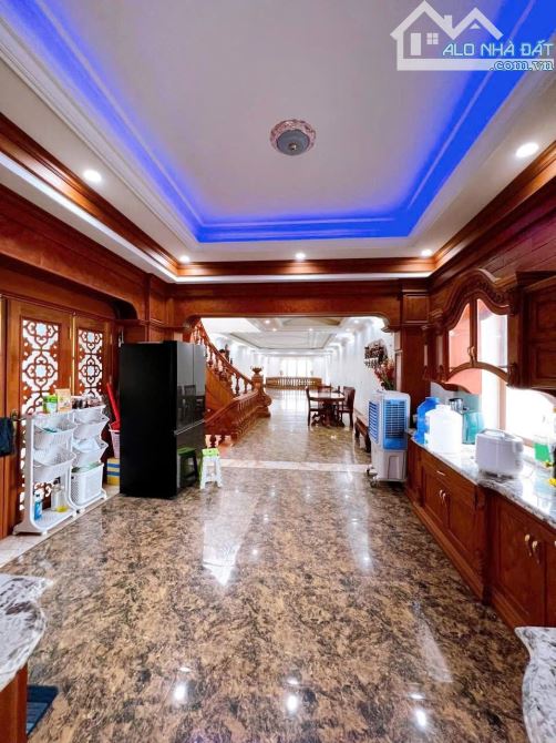 Siêu phẩm nhà 3 lầu mặt đường Điểu Xiển P.Tân biên - Tp Biên Hoà - 4