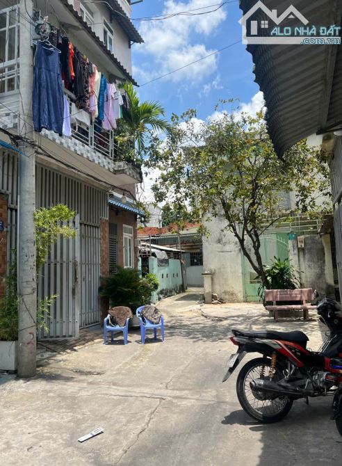c4 - 130m2 - ngang 6 lí tưởng xây chdv - chỉ 8.3 tỉ - sát cổng trường dh - 4
