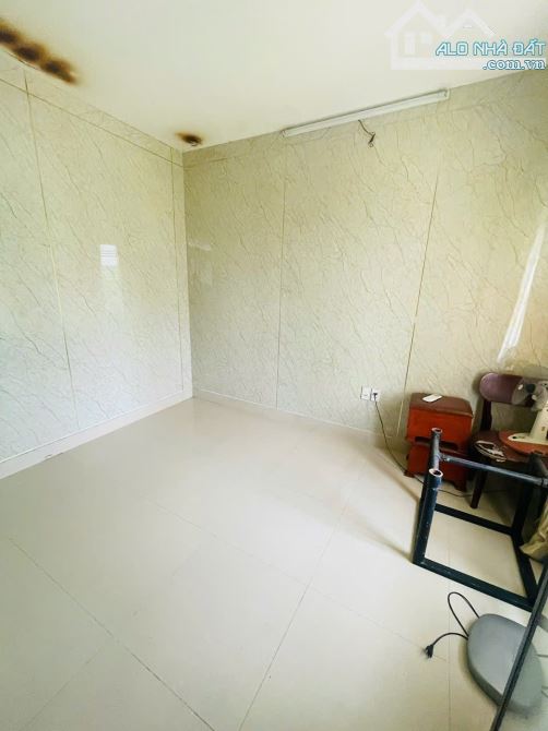 Bán nhà 2 tầng kiệt oto 235 Bà Triệu , phường An Cựu , Tp Huế - 4