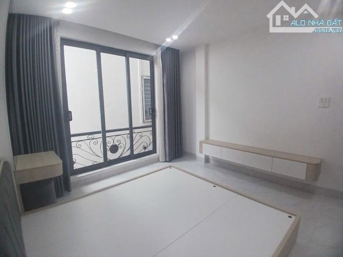 Bán gấp nhà 4 tầng Phan Đình Giót – Gần ô tô – Sổ nở hậu – Giá cực tốt - 4