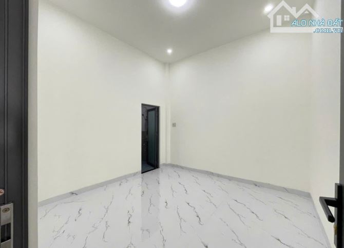 Nhà Mới Cho Chủ Mới Ngay Thị Trấn Hóc Môn - Giá 850 Triệu – Sổ Hồng Riêng - 4