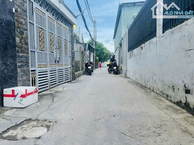 Ô TÔ NGỦ TRỌNG NHÀ – CÁCH MẶT TIỀN DƯƠNG THỊ MƯỜI CHỈ 50M – 56M2 - TRỆT + LẦU - GIÁ CHỈ 3. - 4