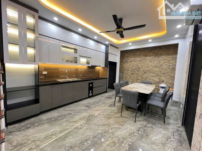 SIÊU PHẨM LÊ TRỌNG TẤN - Ô TÔ KINH DOANH - DT 70M 6 TẦNG THANG MÁY MỚI - FULL NỘI THẤT - 4