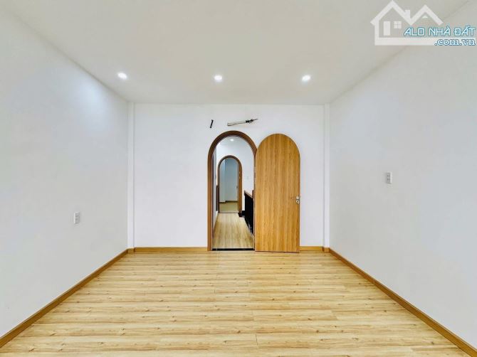 ? HIẾM – NHÀ ĐẸP 4 TẦNG –DT 80M2 – LÂM VĂN BỀN, P. TÂN KIỂNG, Q7 – NHỈNH 6 TỶ - 4