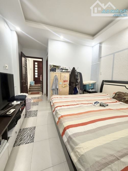 PHẠM VIẾT CHÁNH QUẬN 1 - 50M2 CÁCH Ô TÔ ĐỖ 5M - NHÀ MỚI ĐẸP GIÁ TỐT - 4