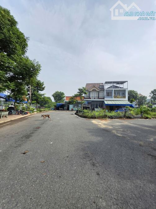 6Tỷ__237m2 🔥👉 Đất Rẻ Xây Biệt Thự (25 tr/m2)__khu Châu Thới, gần QL1K, Làng Đại học 3Km - 4