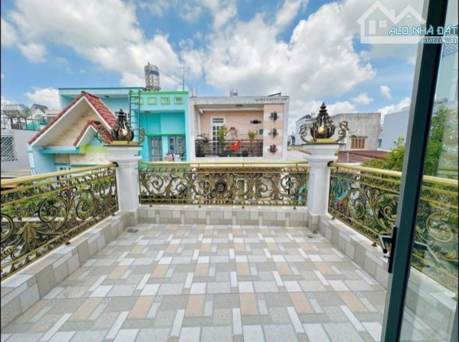 HÀNG HIẾM KHU LÊ VĂN QUỚI - 5 TẦNG - 64M2 - HXH - GIÁ CHỈ NHỈNH 6 ĐỒNG - 4
