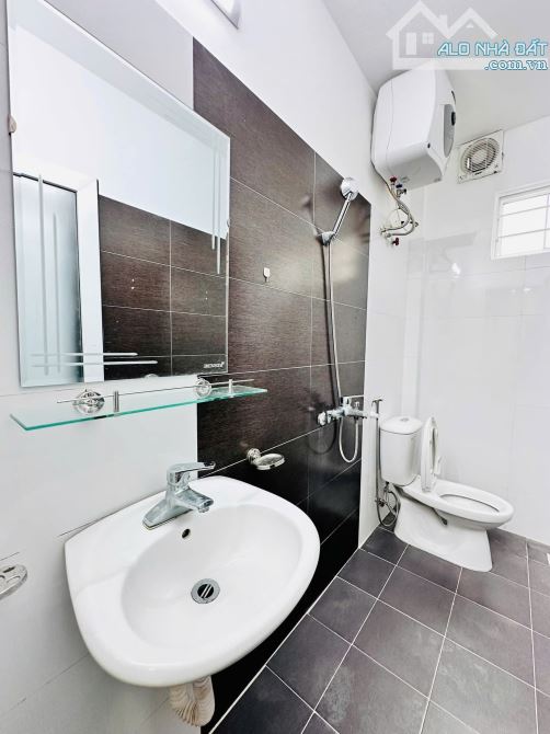 Trần Quốc Vượng, Cầu Giấy, 30m2, 5T, MT 3.5m, ChỈ 7.4 tỷ !!! - 4