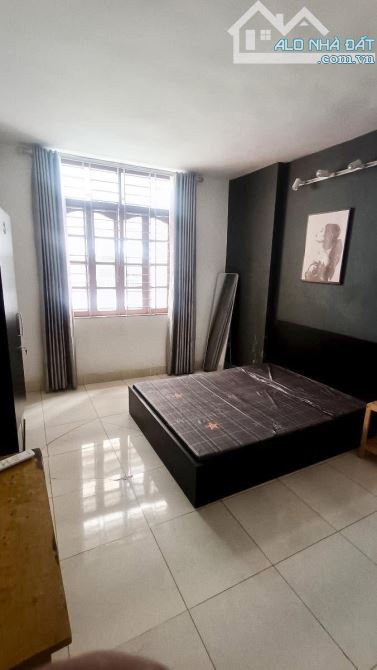 Gấp - Ngõ Nông - Kinh Doanh - Cát Linh - Đống Đa - Dt:38m2/5tầng/3,6mMT*10,3 tỷ - 4
