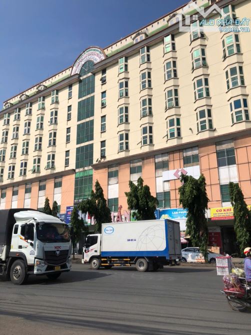 DĨ AN NHÀ TRỌ 2 TẦNG DT 110 M2 GIÁ 6,5 TỶ TL - 4