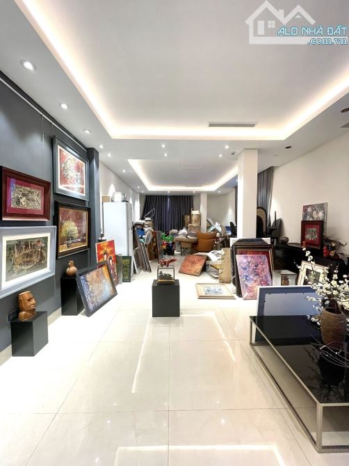 BÁN NHÀ PHÂN LÔ CHÙA BỘC 💥 DT 38M2 x 4T 💥 11,5 TỶ 💥 KHU VIP 💥 2 THOÁNG 💥 NHÀ ĐẸP - 4