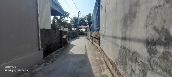 (Đẹp) Cần tiền bán căn nhà 3 T mới đường 3m Đất Đỏ,Kiến An dt 52m2.Giá 2,5 T - 5