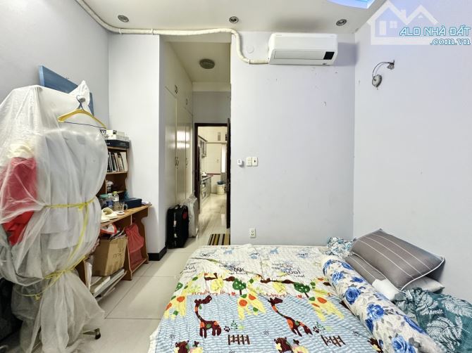 BÁN NHÀ QUẬN 10 - HẺM 5M - 6 TẦNG - Ở - KINH DOANH - 5