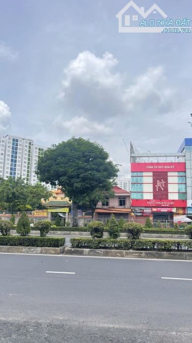 BÁN NHÀ TRƯỜNG CHINH Q12 - 2 TẦNG 96M2 - HẺM XE HƠI - 5.16 TỶ - 5