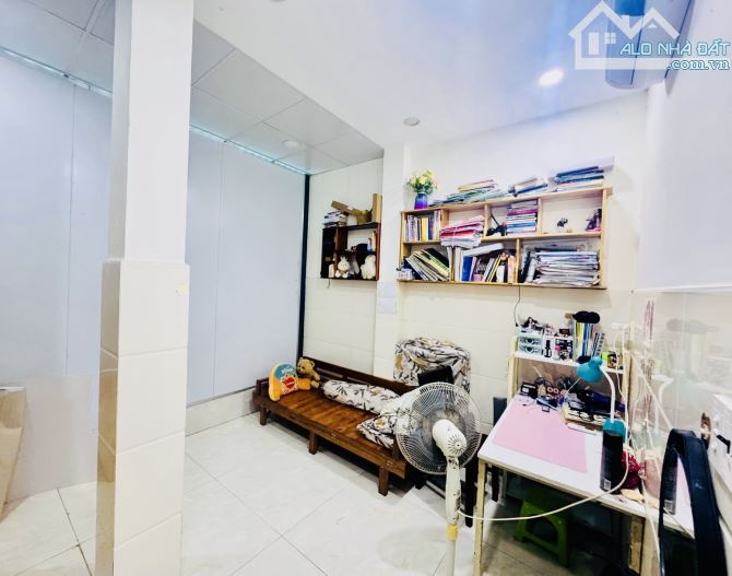 🏡 LÔ GÓC 2 MẶT TIỀN – ĐƯỜNG SỐ 8 LINH XUÂN – 3 LẦU – HXH – 4.85 TỶ - 5