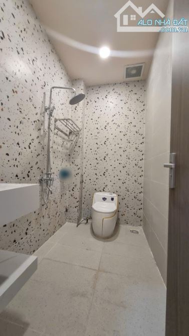 Q8 NGAY AEON MALL Ô TÔ VÀO NHÀ 4x16.5M KHU PHÂN LÔ ĐỒNG BỘ 5PN NHÀ ĐẸP Ở NGAY 9.xT - 5
