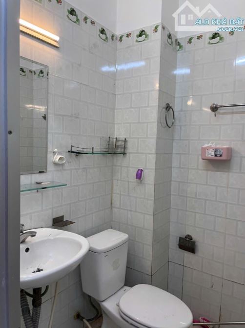 Nhà đẹp hxh Bùi Minh Trực hơn (50m2) 2PN, gần mặt tiền hẻm thông - 5