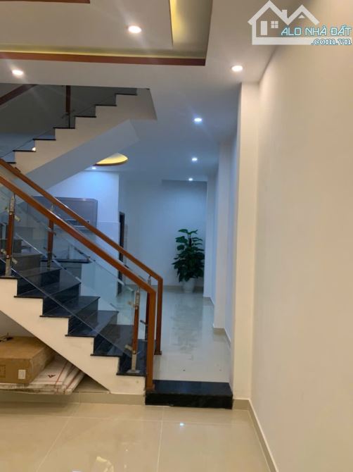 📌📌📌LÀM VIỆC TRỰC TIẾP GIÁ TỐT !!!Bán nhà 3 tầng k97 Nguyễn lương bằng - 5