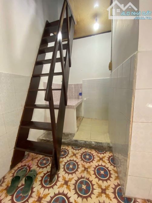 chỉ 980 triệu có ngay nhà 1 trệt 1 lầu sổ hồng trao tay ngay TTTP. gần chợ Phương Sài. - 5